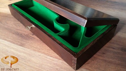 szkatułka na rewolwer